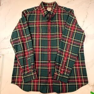 Classic L.L. Bean Men's Flannel Shirt in Green and Red